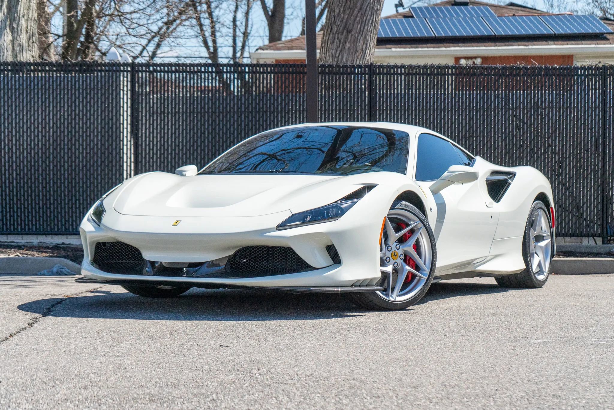 Used 2021 Ferrari F8 Tributo image 3