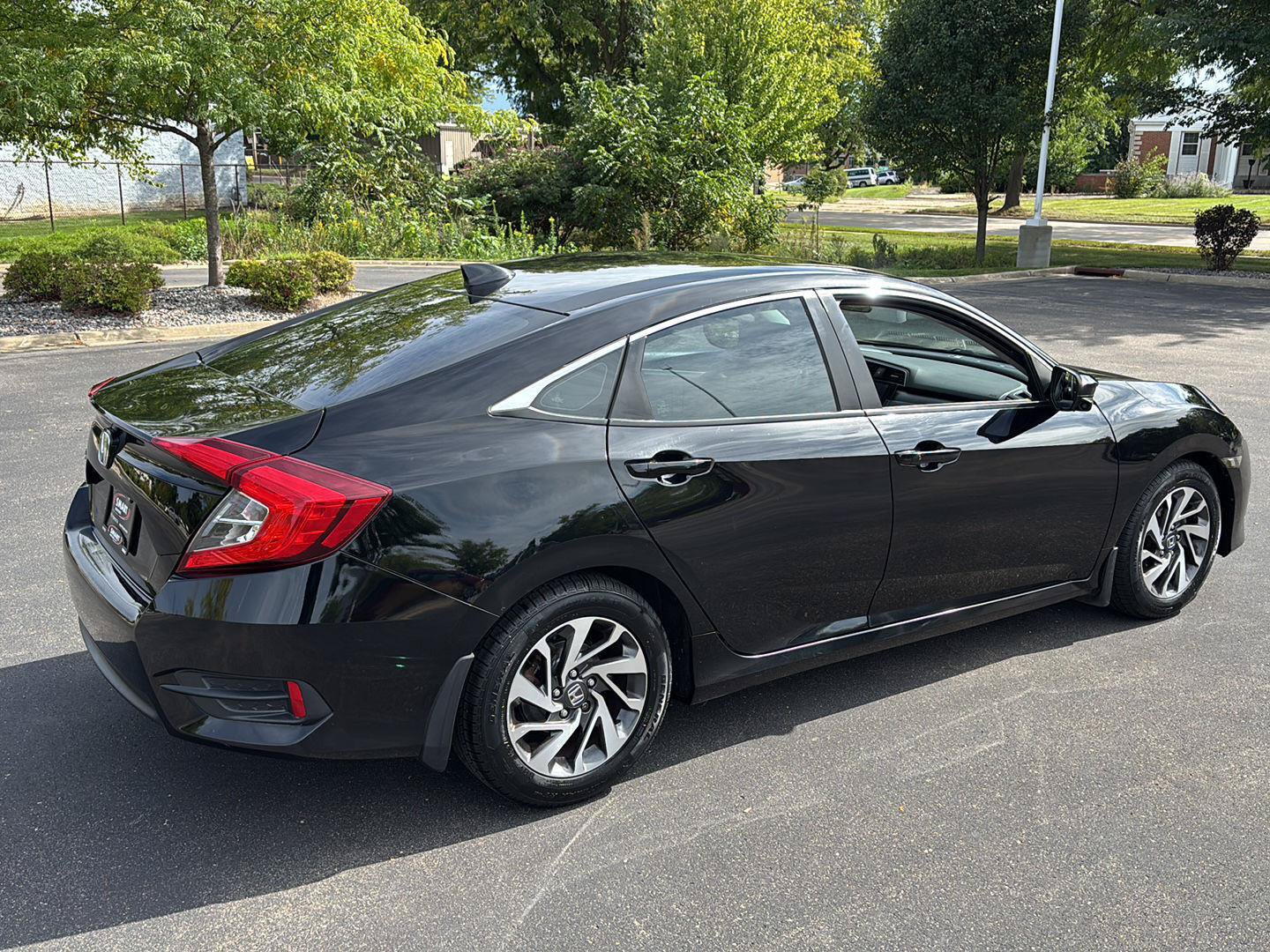 Used 2017 Honda Civic EX image 10