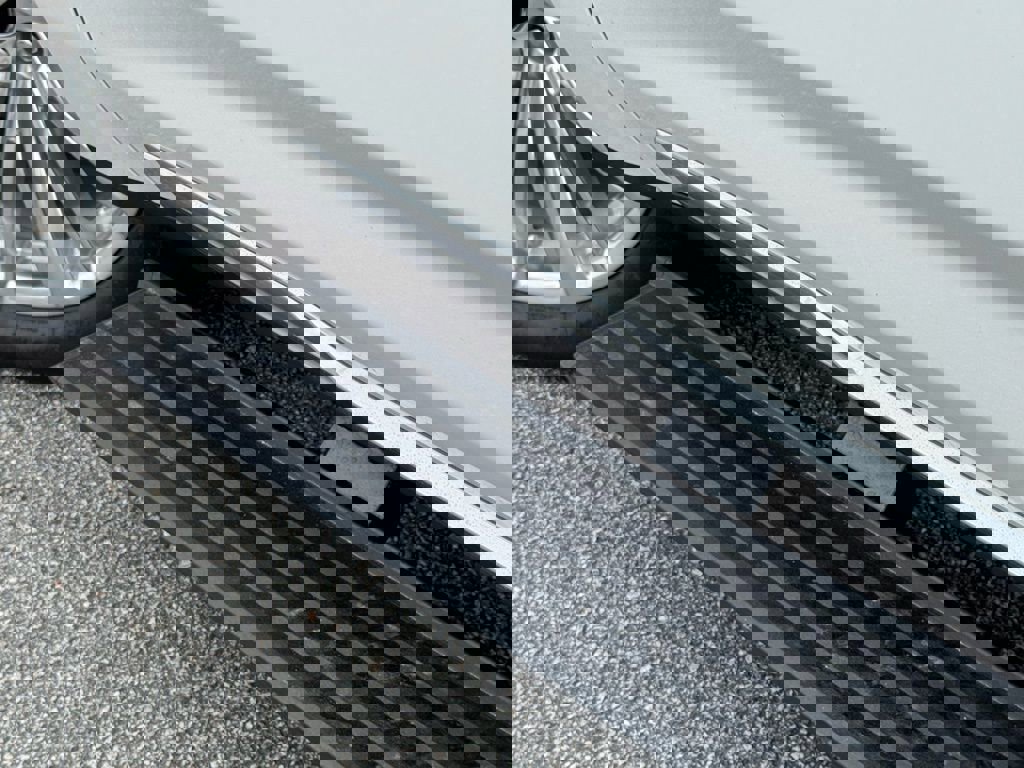 Certified 2025 Cadillac Escalade Premium Luxury w/ Touring Package image 13