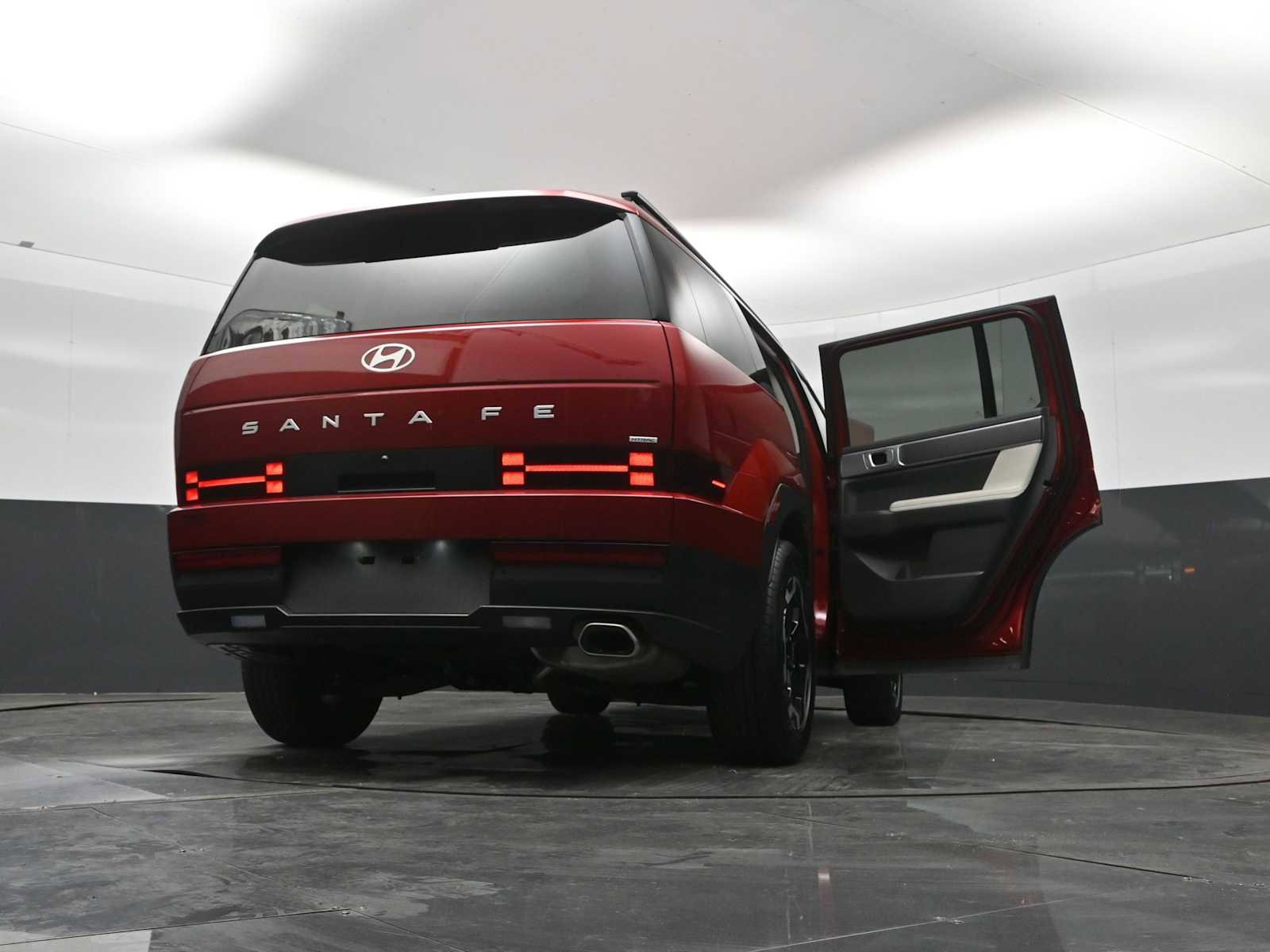 Used 2025 Hyundai Santa Fe SEL AWD/4WD image 30