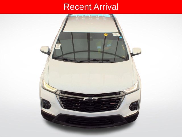 Used 2023 Chevrolet Traverse RS FWD image 3