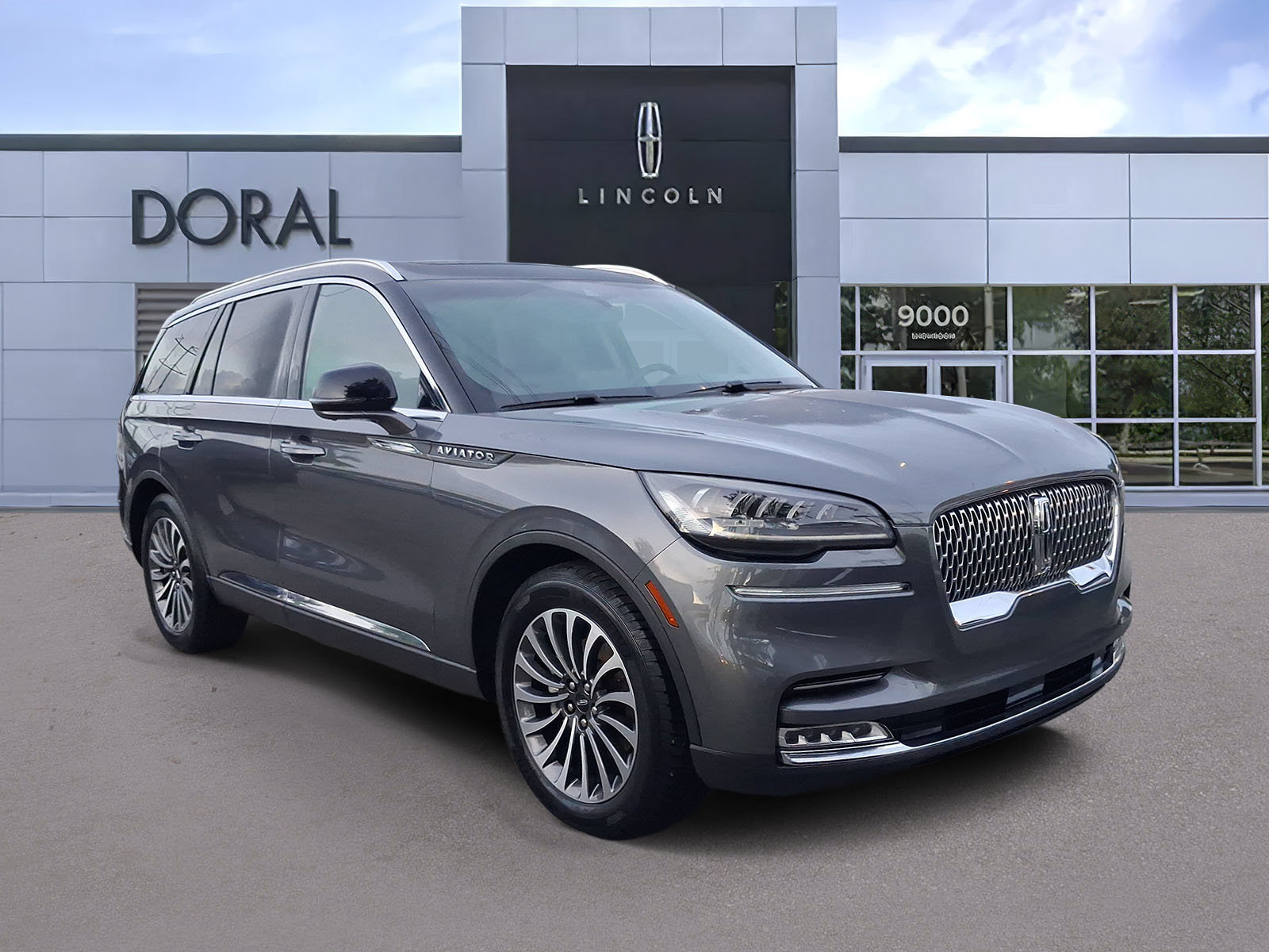 Used 2021 Lincoln Aviator Reserve RWD image 1