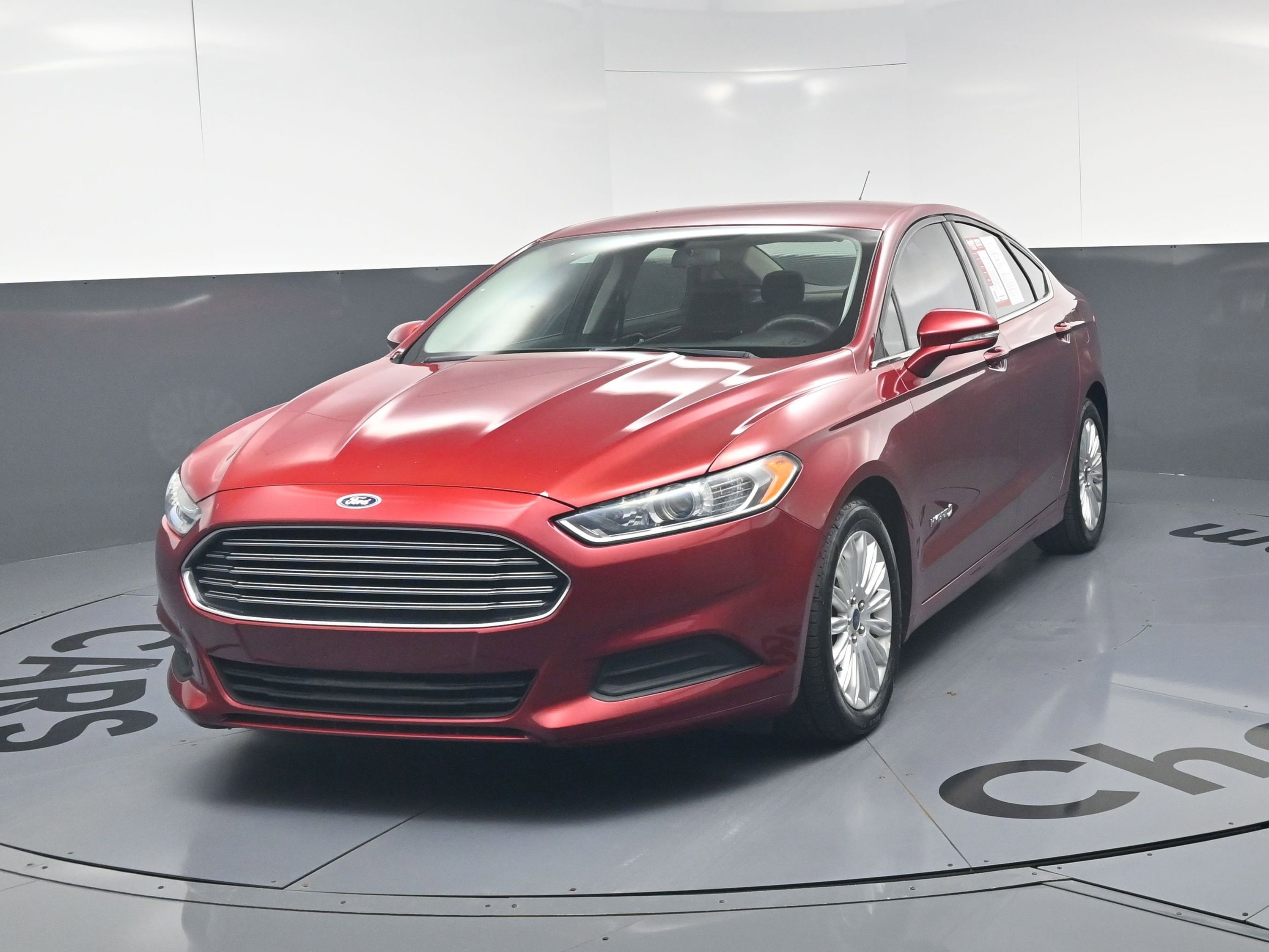 Used 2016 Ford Fusion SE FWD image 11