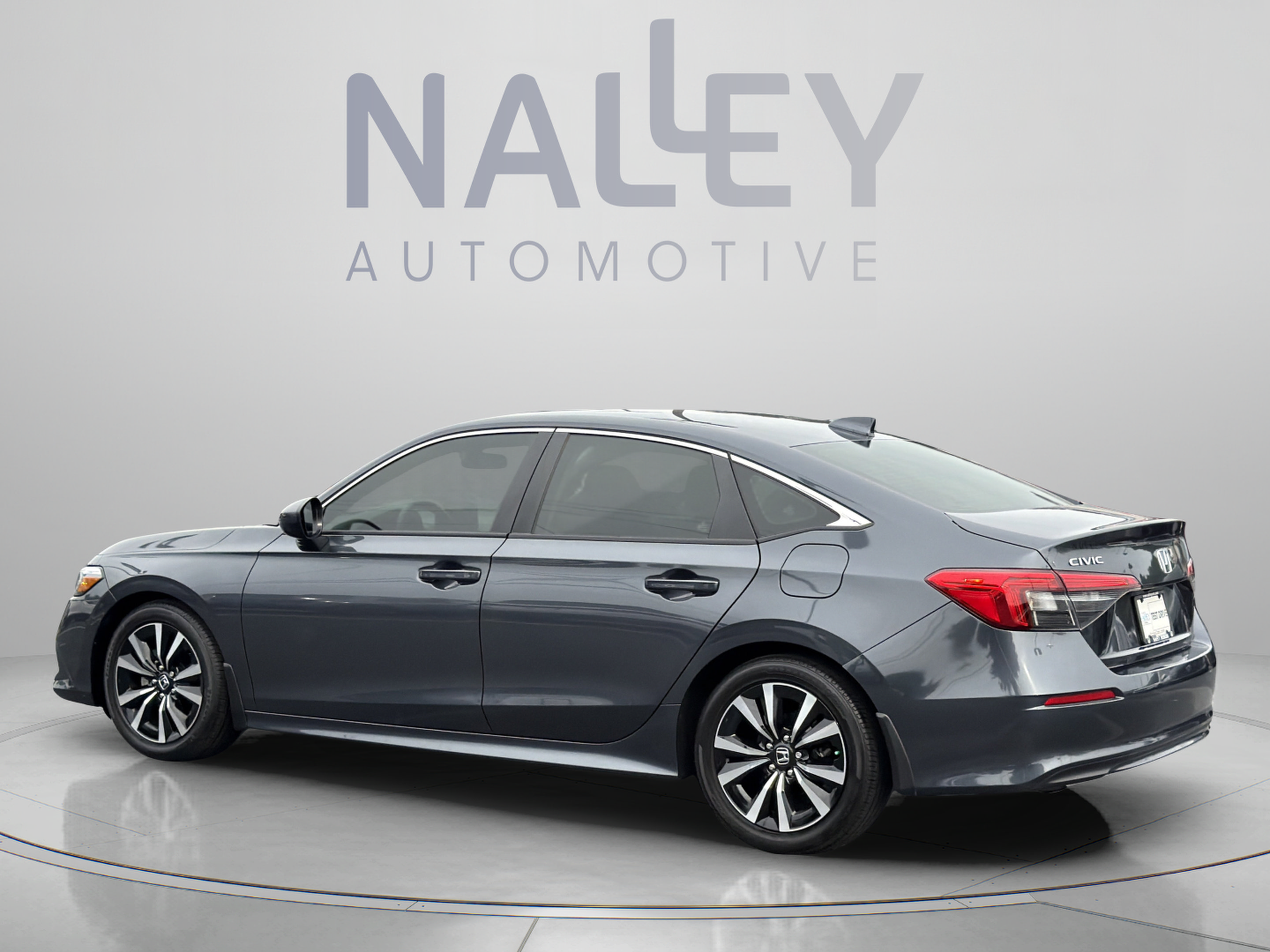 Used 2024 Honda Civic EX image 3