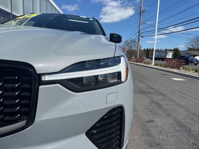 Certified 2025 Volvo XC60 B5 Plus image 8