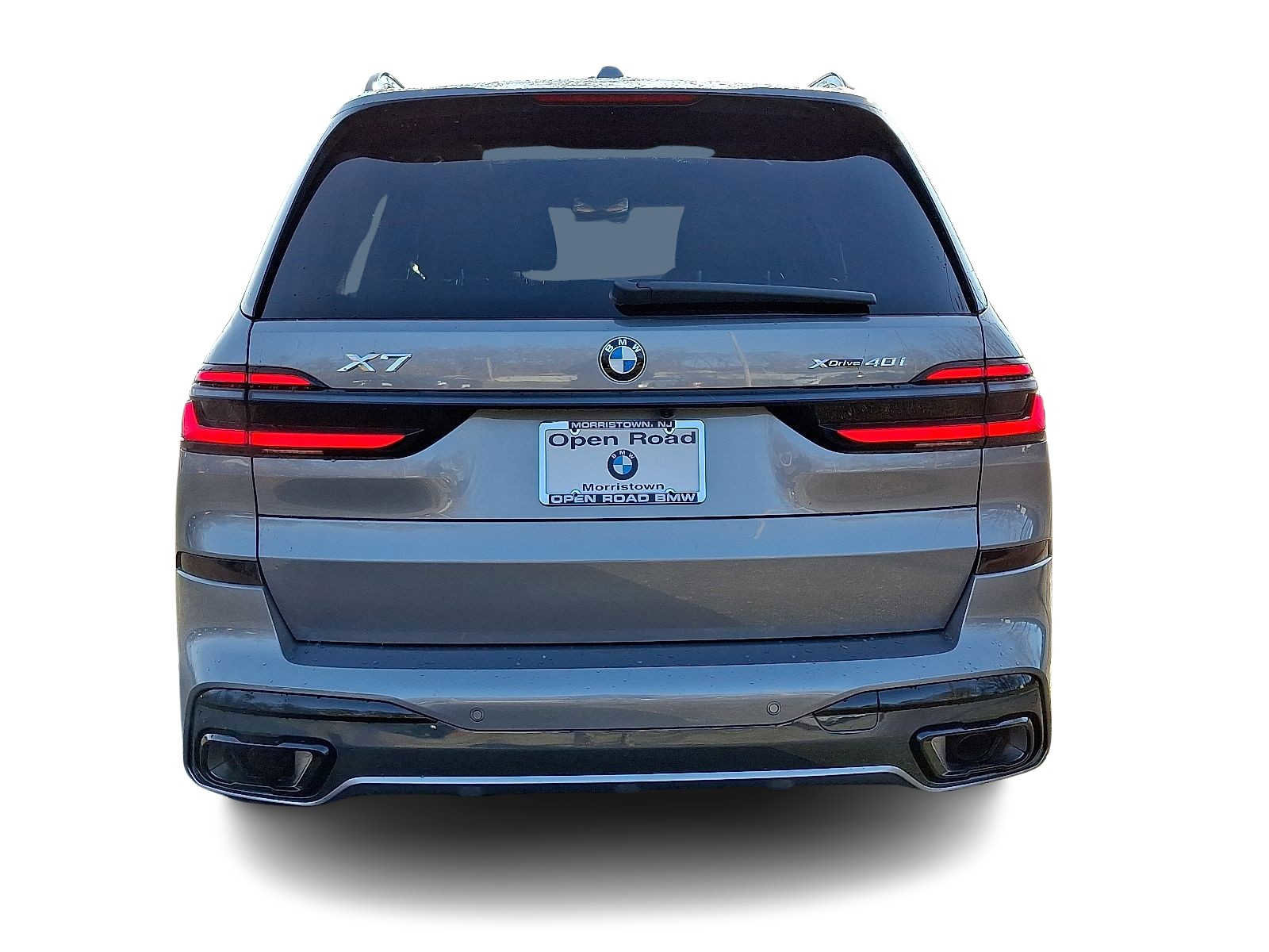 Used 2024 BMW X7 xDrive40i w/ M Sport Package image 5