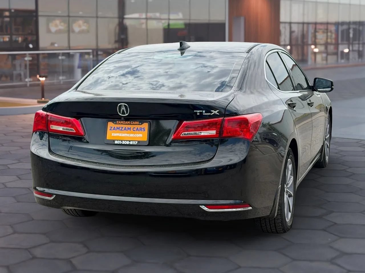 Used 2018 Acura TLX FWD image 9