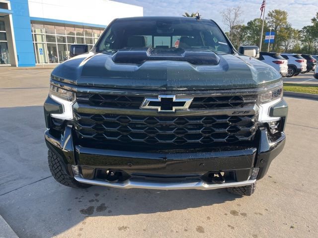 New 2026 Chevrolet Silverado 1500 ZR2 w/ Dark Appearance Package AWD/4WD image 16