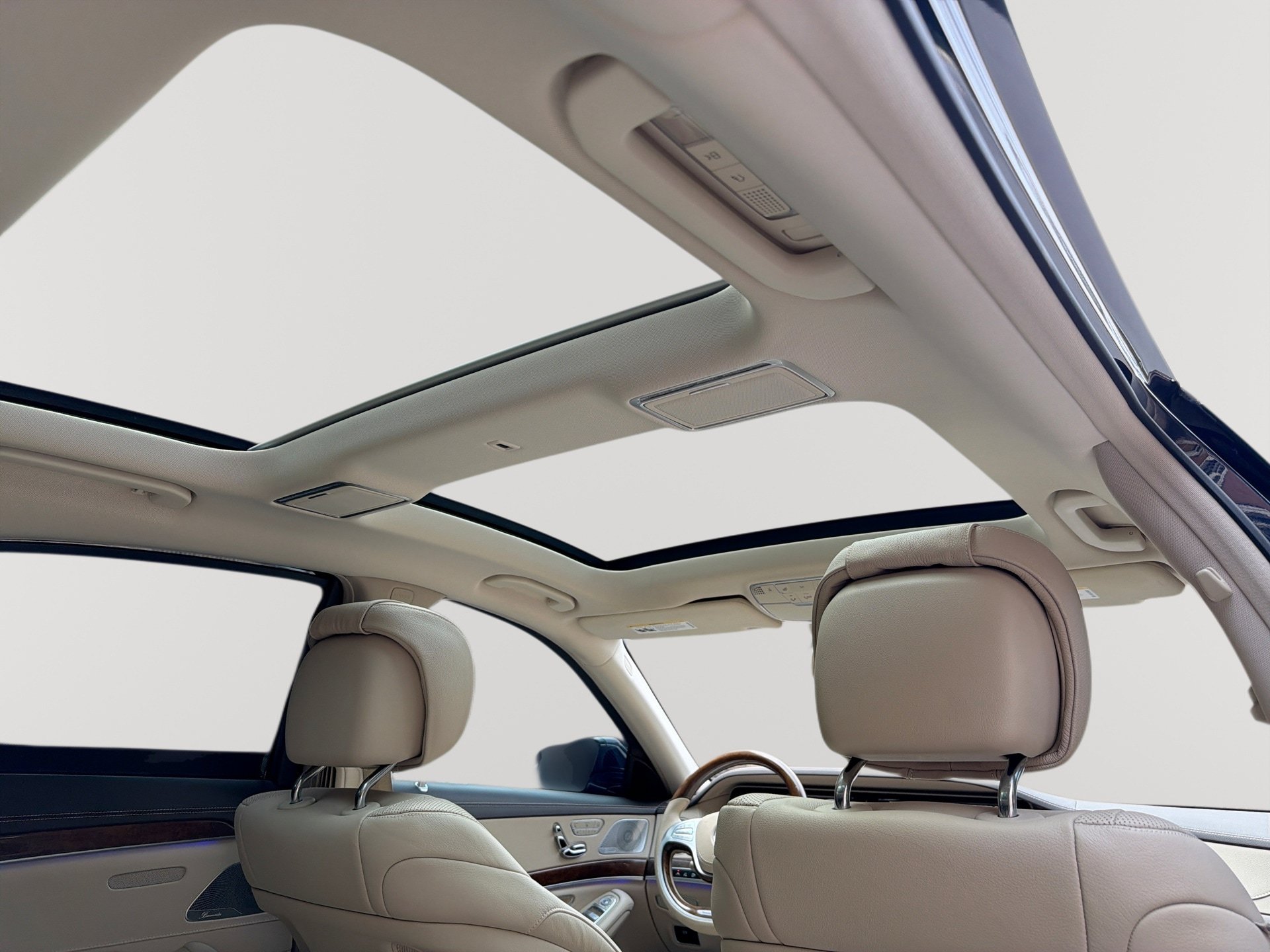 Used 2015 Mercedes-Benz S 550 Sedan image 16