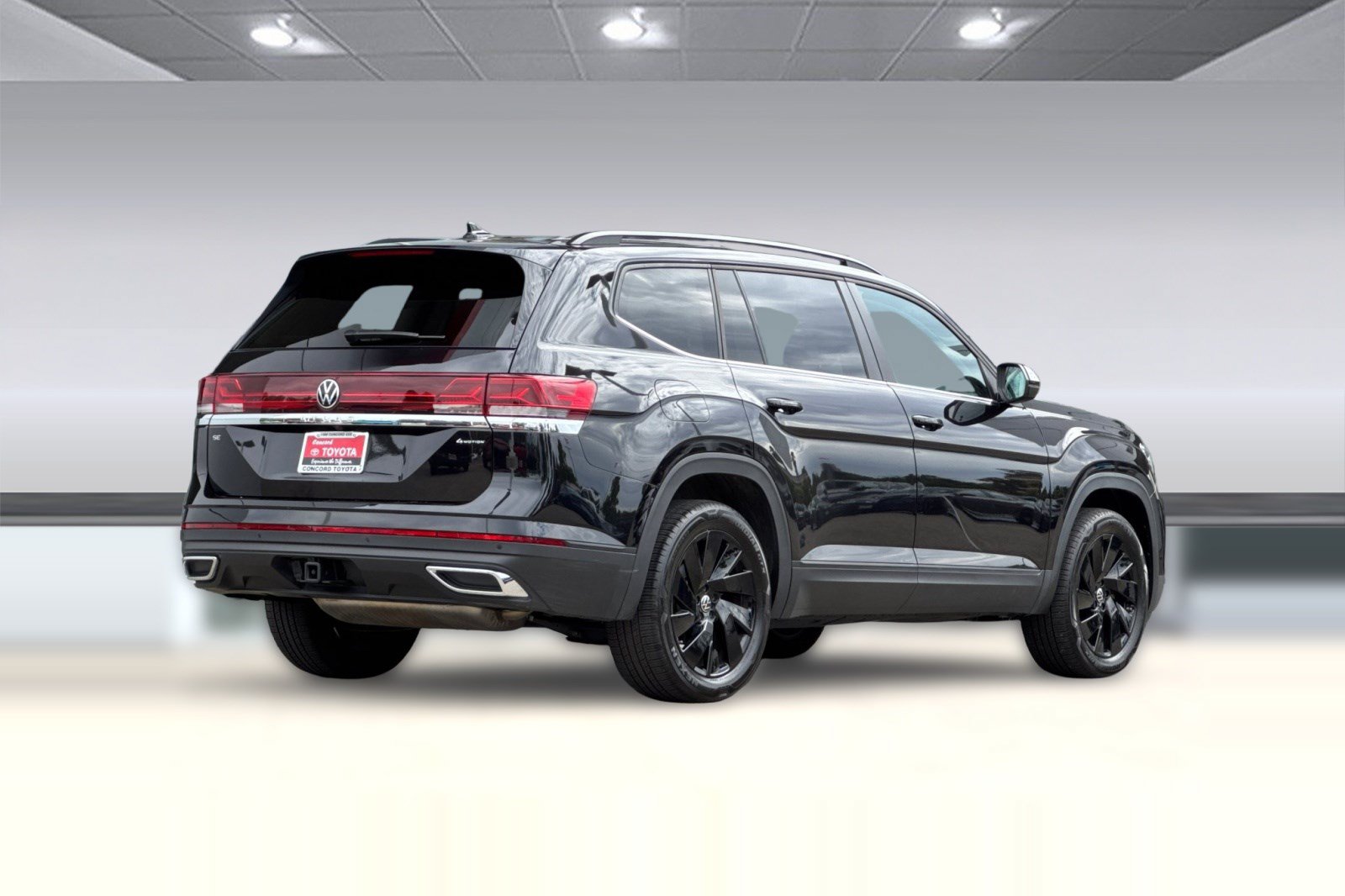 Used 2026 Volkswagen Atlas SE AWD/4WD image 9