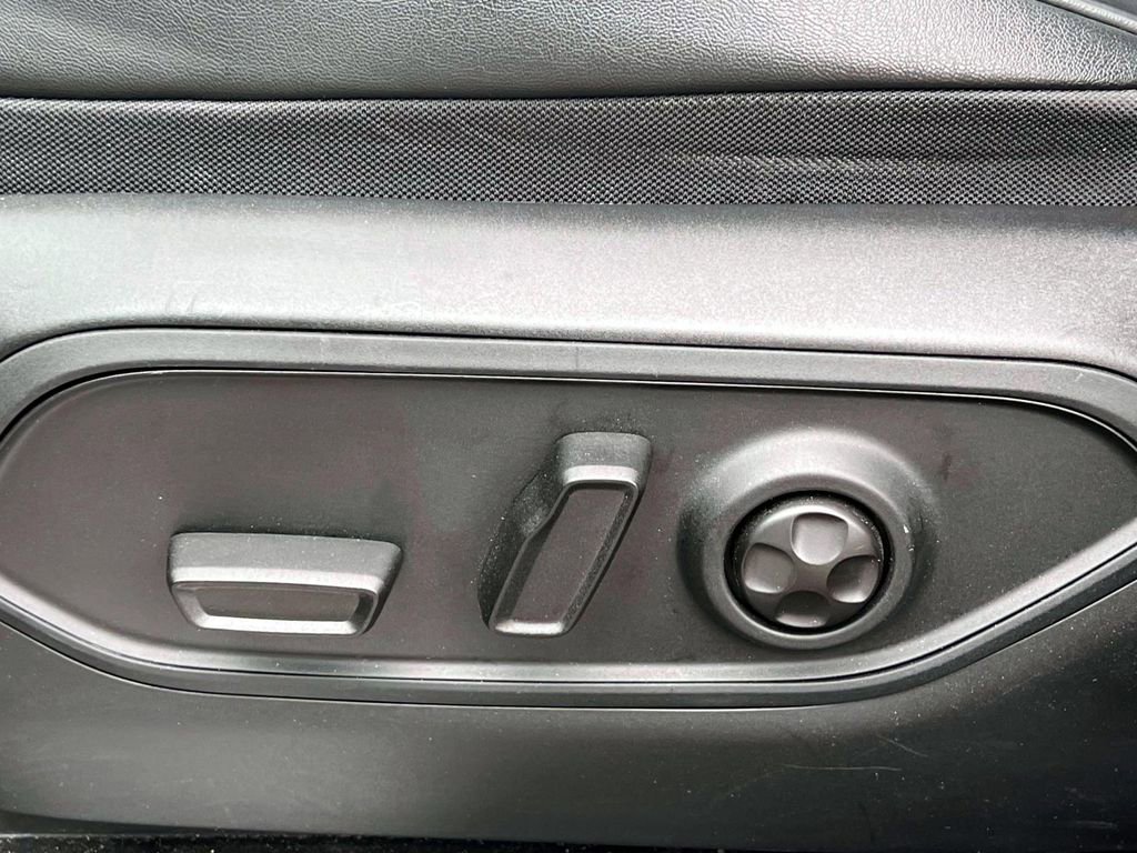 Used 2022 Jeep Grand Cherokee Overland image 19