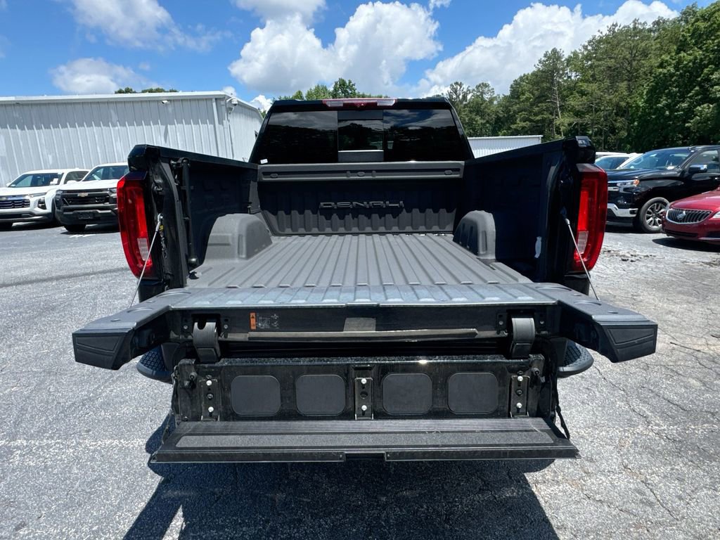 Used 2024 GMC Sierra 1500 Denali w/ Technology Package AWD/4WD image 34