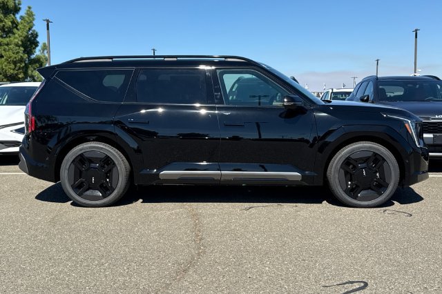 New 2026 Kia EV9 GT-Line AWD/4WD image 3