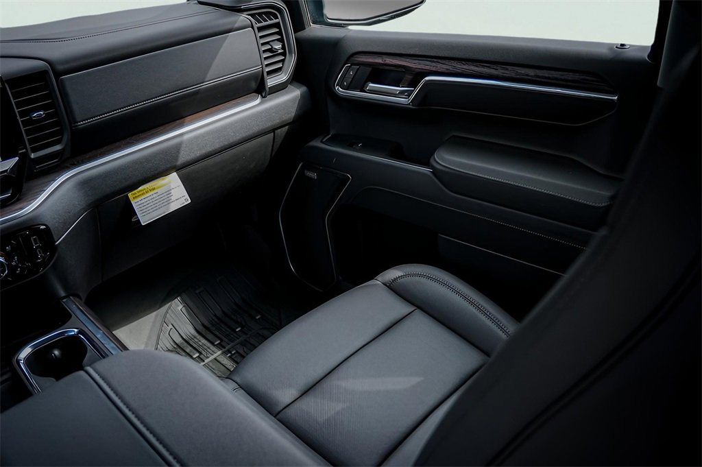 New 2026 GMC Sierra 1500 SLT image 24