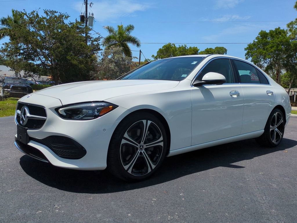 Used 2025 Mercedes-Benz C 300 Sedan image 8