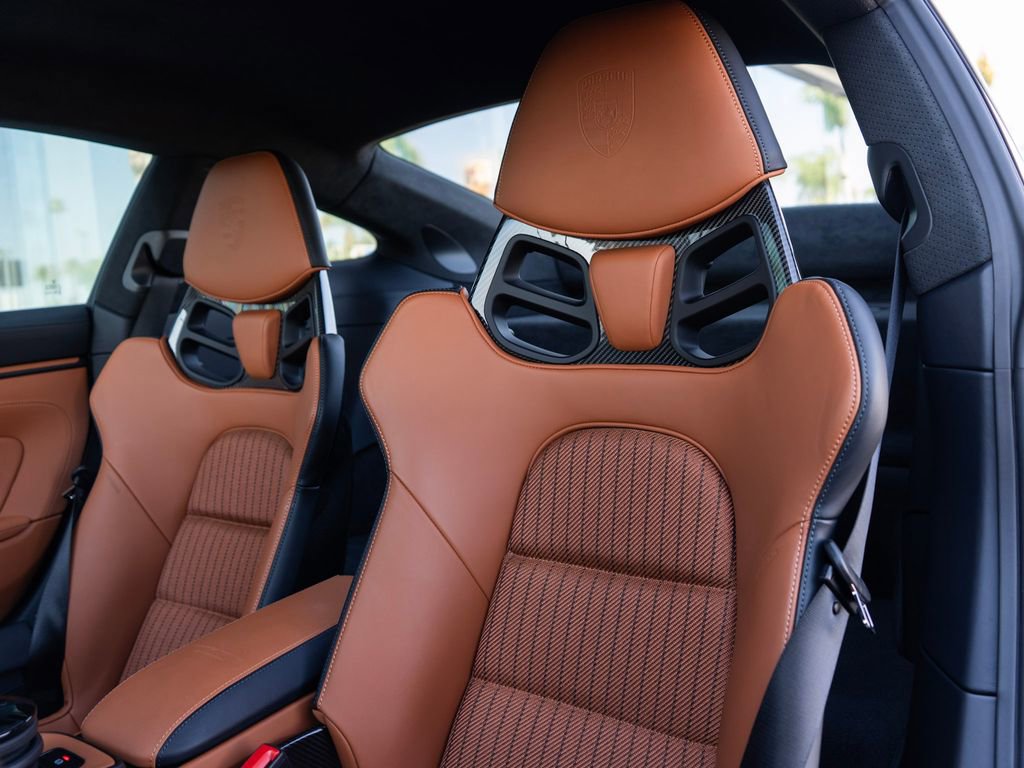 Certified 2024 Porsche 911 GT3 RS RWD image 4