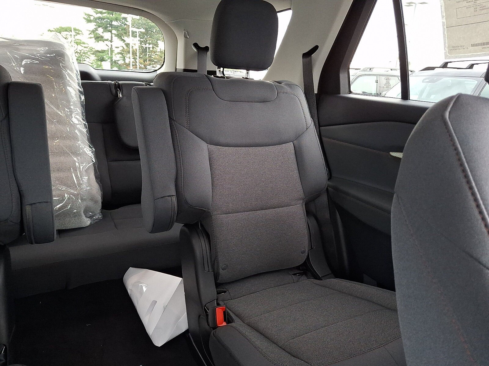 New 2026 Ford Explorer Active RWD image 12
