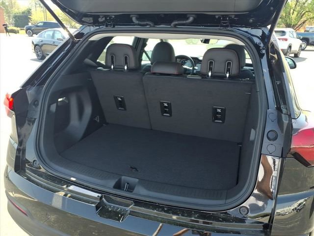 New 2027 Chevrolet Bolt RS w/ Technology Package FWD image 3