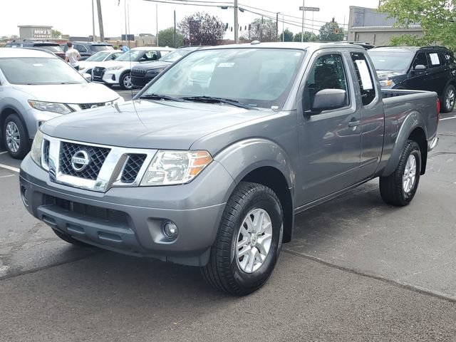 Used 2016 Nissan Frontier SV w/ SV Value Truck Package AWD/4WD image 2