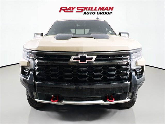 Used 2022 Chevrolet Silverado 1500 ZR2 image 2