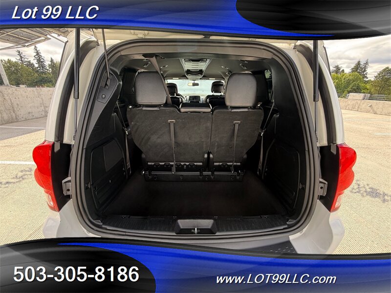 Used 2017 Dodge Grand Caravan GT FWD image 27