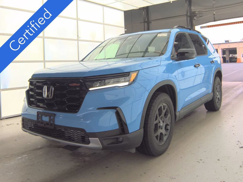 Used 2023 Honda Pilot TrailSport image 1