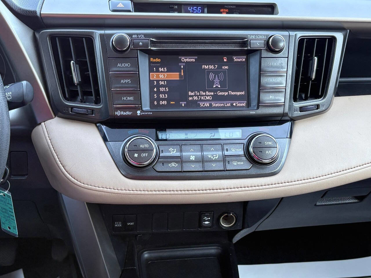 Used 2015 Toyota RAV4 XLE image 16