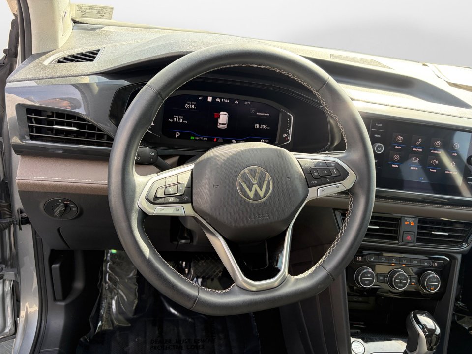 Used 2022 Volkswagen Taos SEL image 10