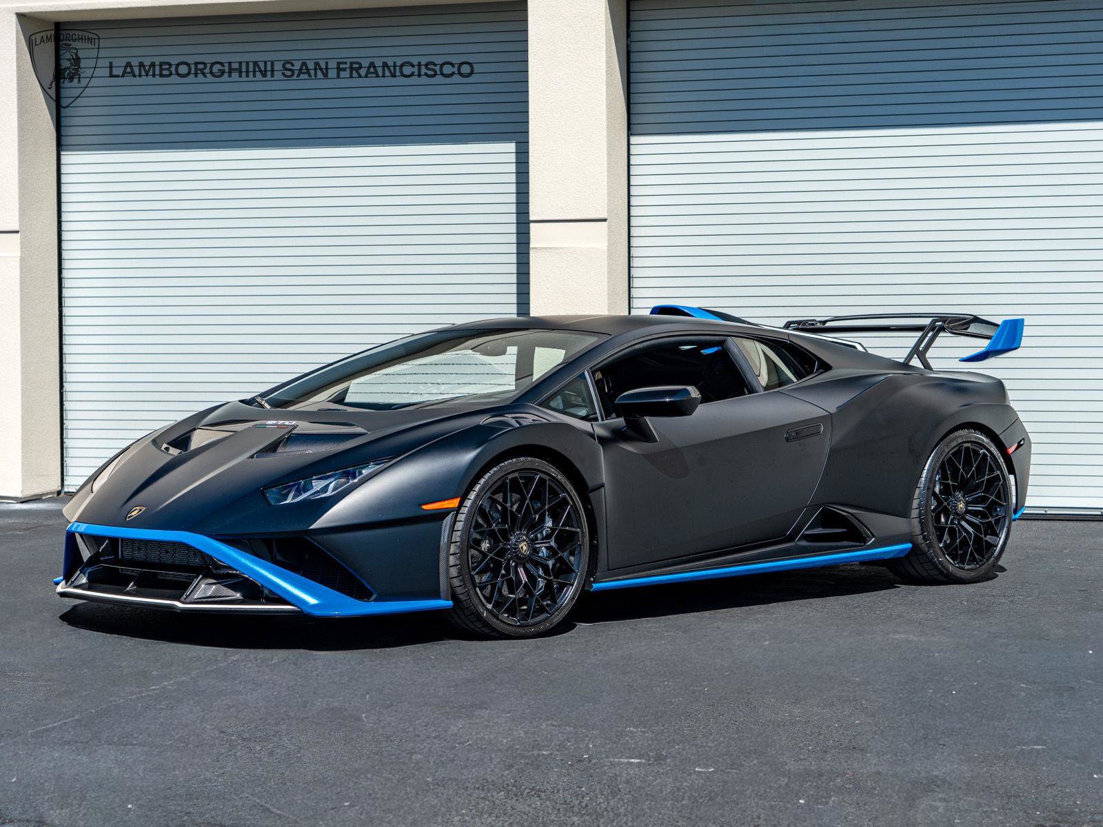 Used 2024 Lamborghini Huracan STO RWD image 5