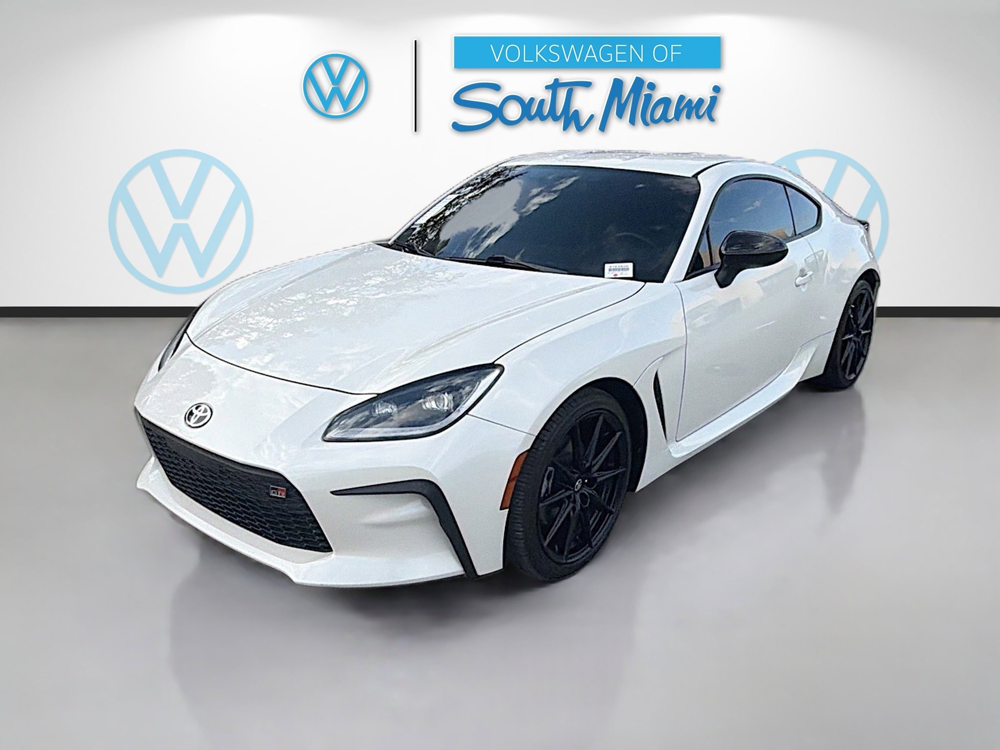 Used 2023 Toyota GR86 Premium image 3