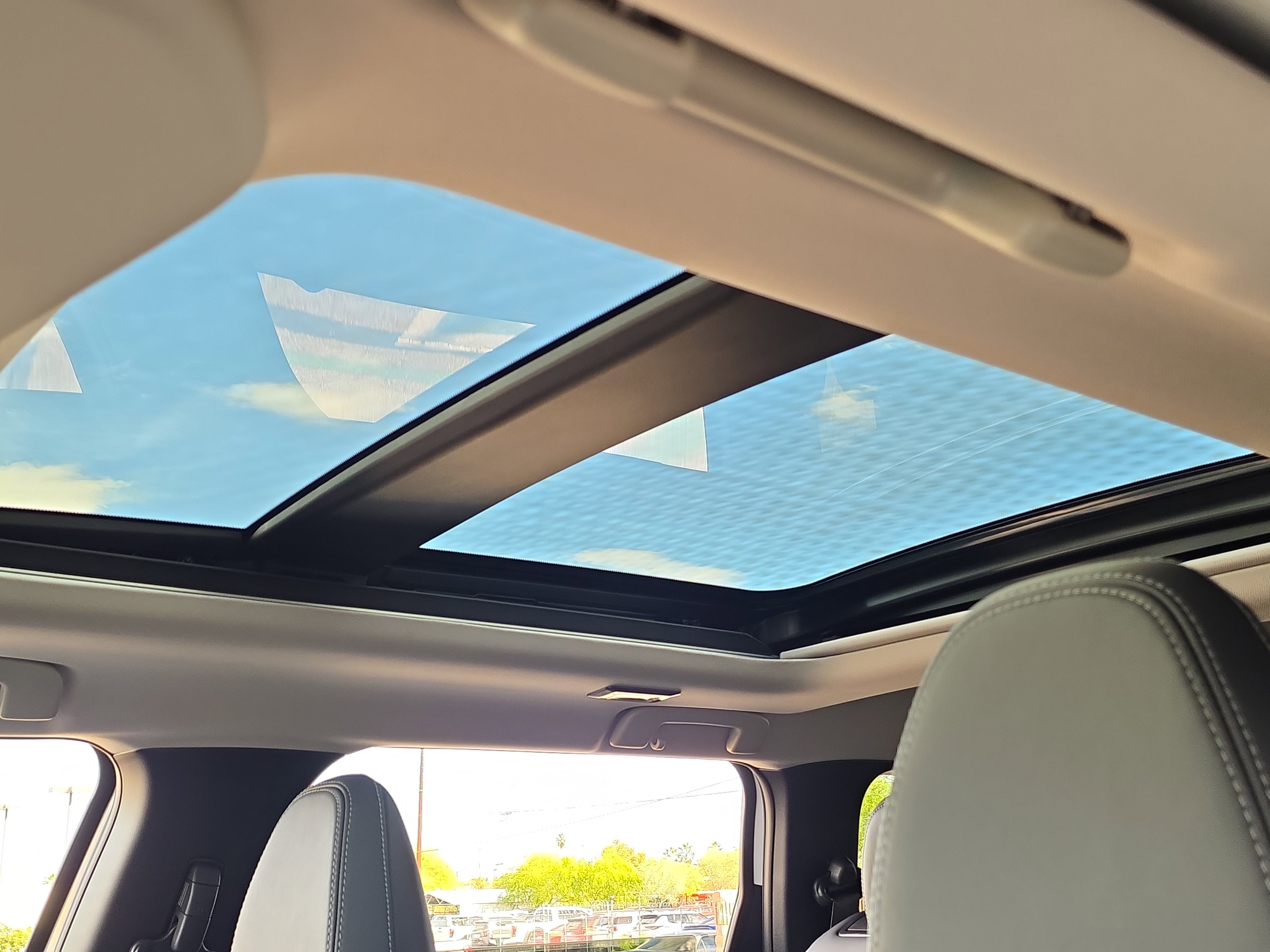 New 2026 Mitsubishi Outlander SE FWD image 14