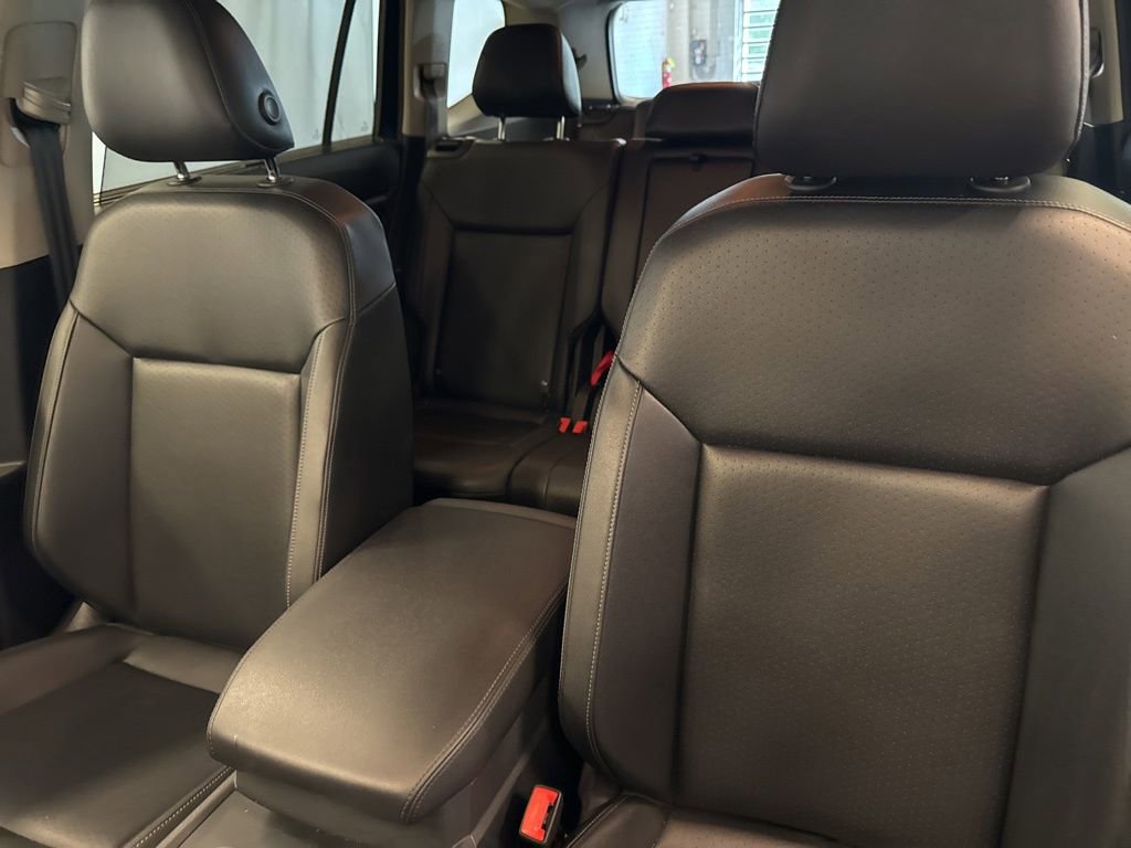 Used 2019 Volkswagen Atlas SE w/ Towing Package image 20