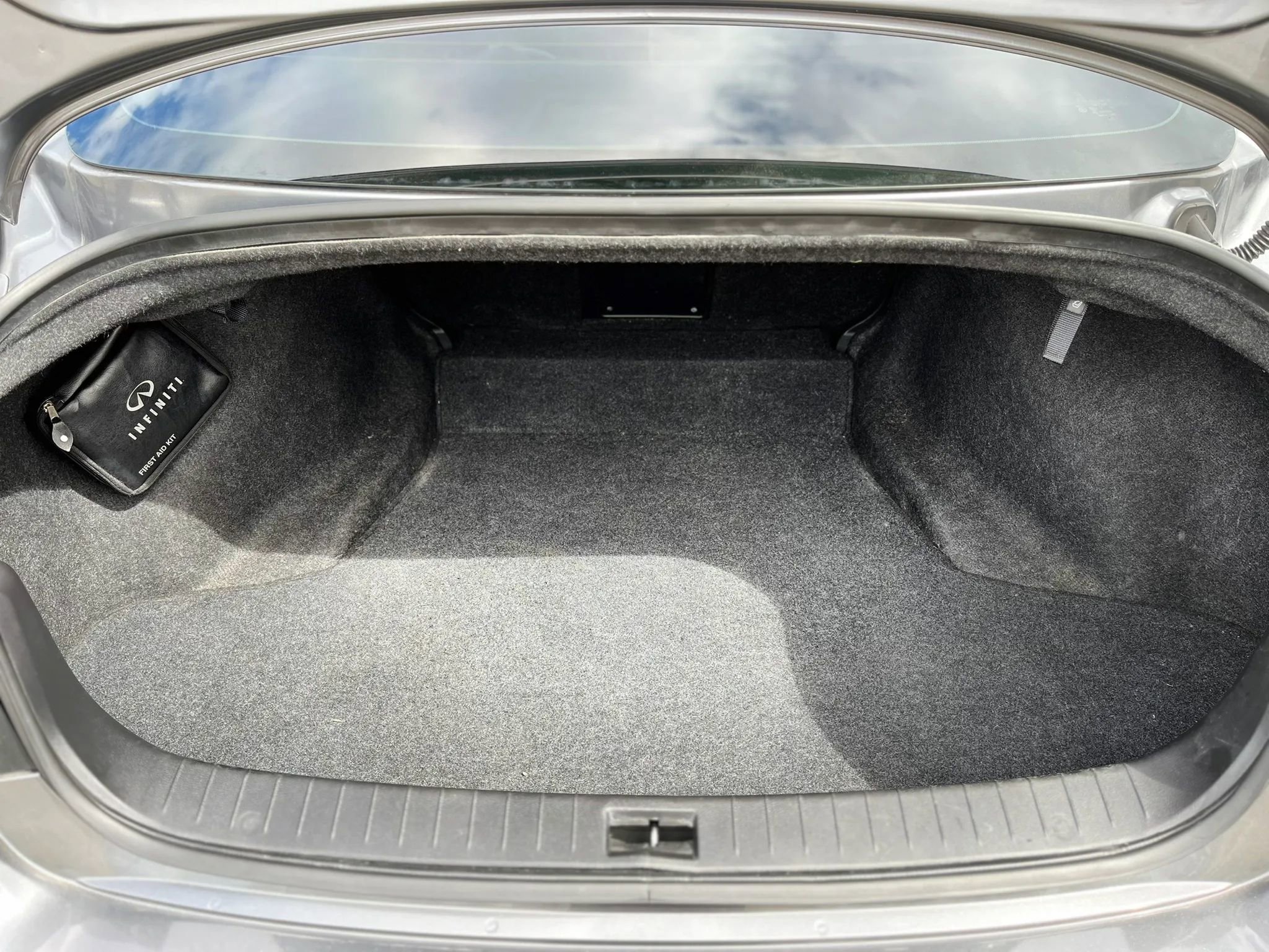 Used 2015 INFINITI Q50 Premium w/ Navigation Package RWD image 22