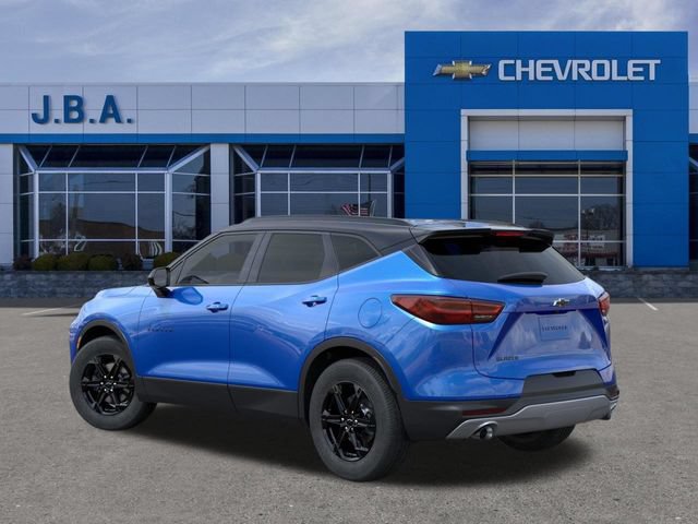 New 2026 Chevrolet Blazer LT w/ Convenience Package FWD image 3