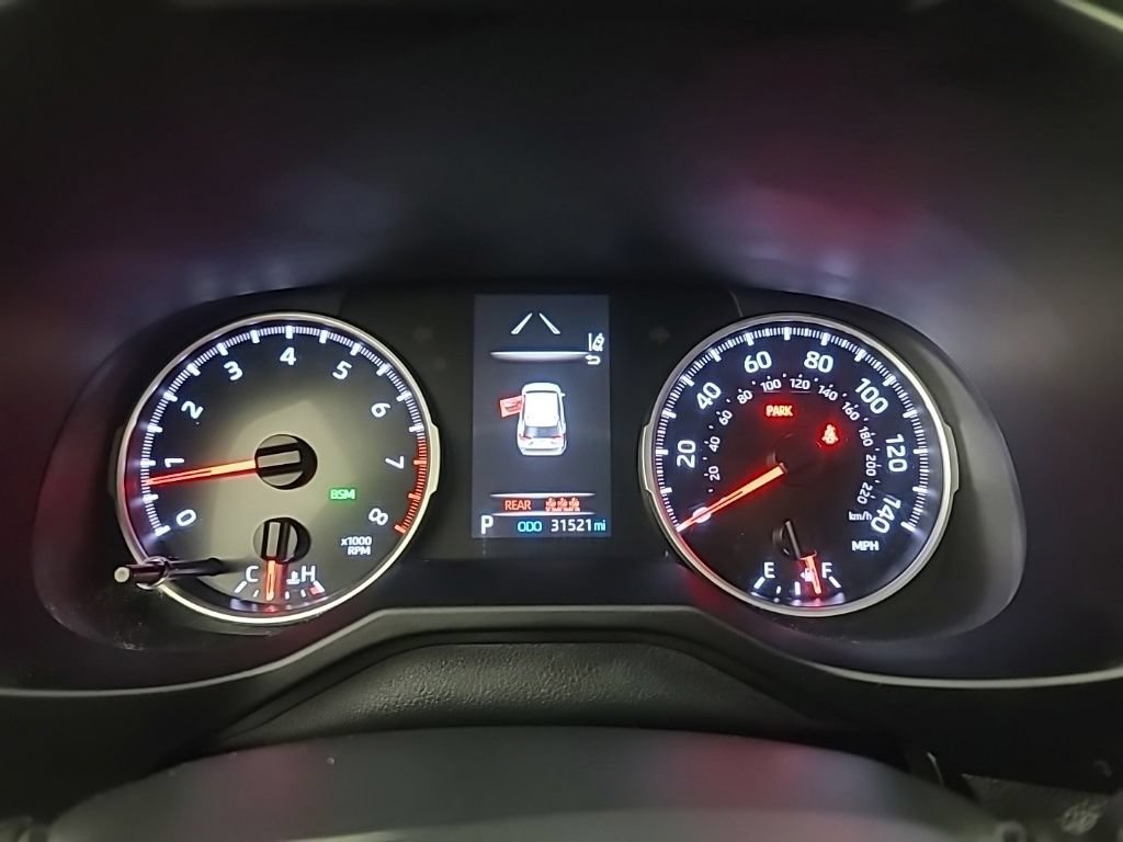 Used 2021 Toyota RAV4 XLE AWD/4WD image 30