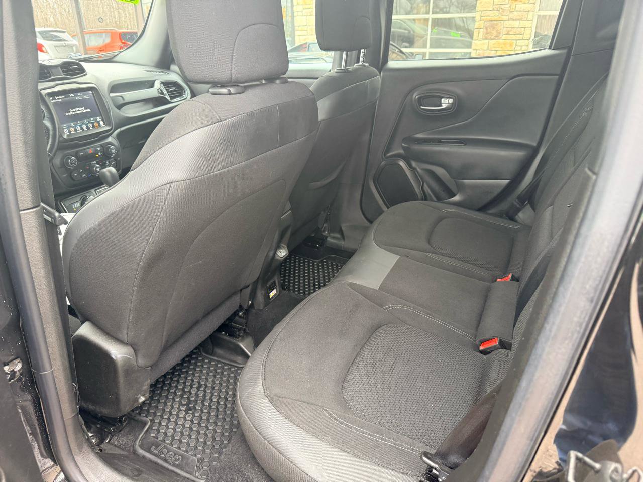 Used 2022 Jeep Renegade Altitude w/ Convenience Group image 14