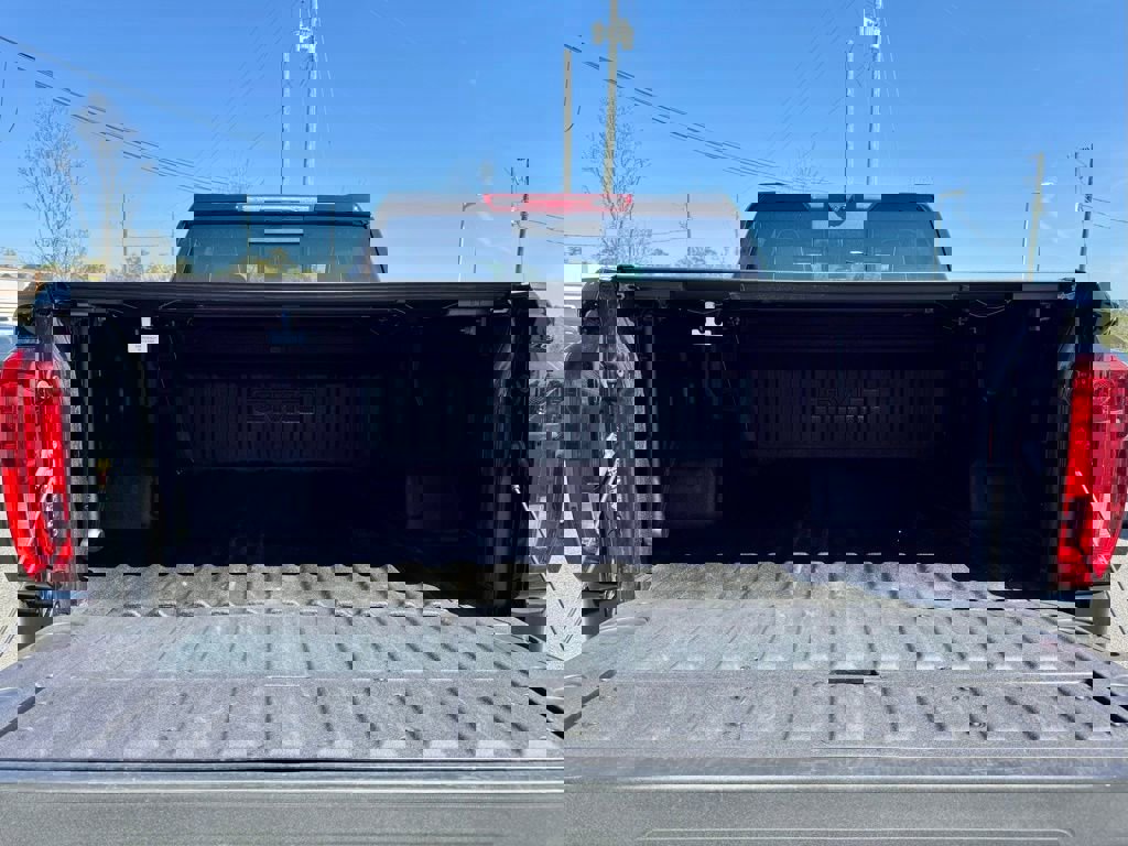 Used 2025 GMC Sierra 1500 AT4X w/ AT4X AEV Edition image 8