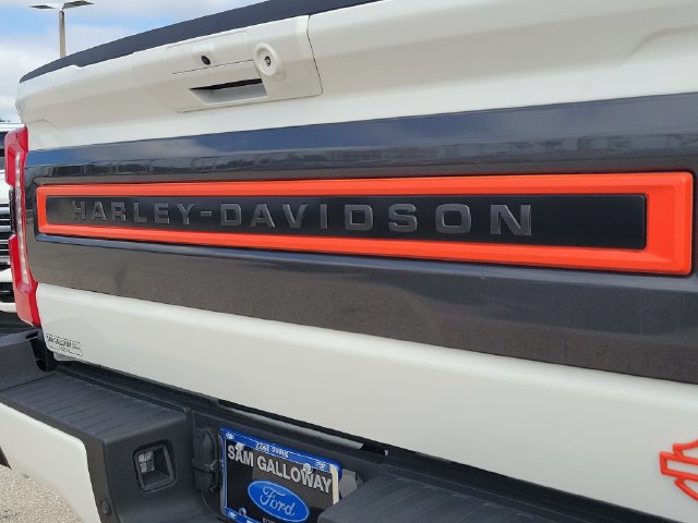 Certified 2024 Ford F250 Lariat w/ Lariat Ultimate Package AWD/4WD image 7