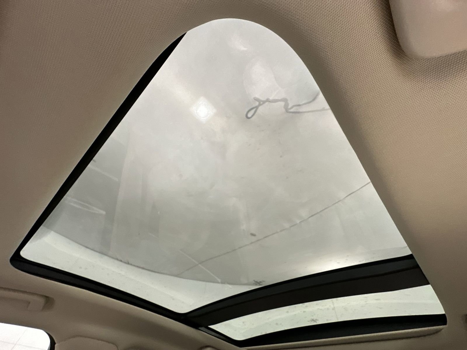 Used 2020 Lincoln Continental Reserve w/ Luxury Package image 22