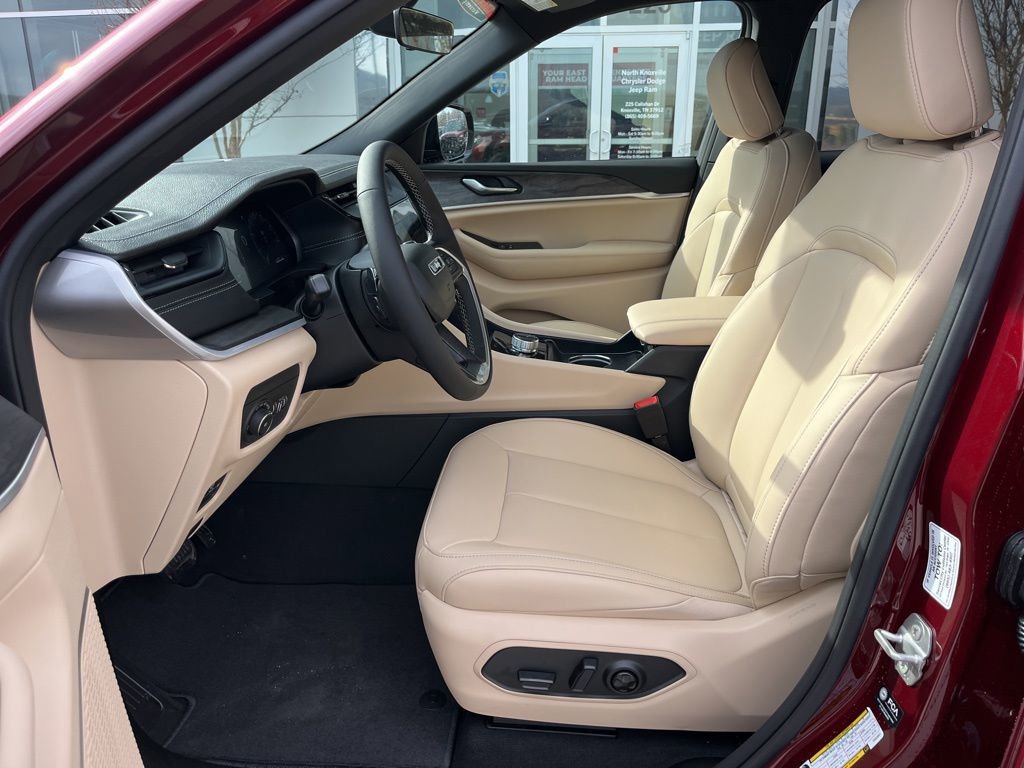 New 2026 Jeep Grand Cherokee L Limited image 3