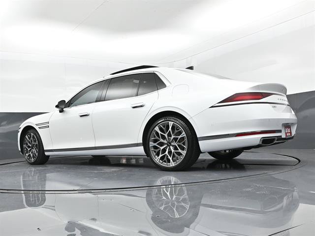 Used 2025 Genesis G90 3.5T AWD/4WD image 38
