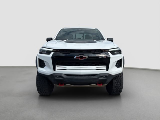 Used 2024 Chevrolet Colorado ZR2 w/ Safety Package AWD/4WD image 2