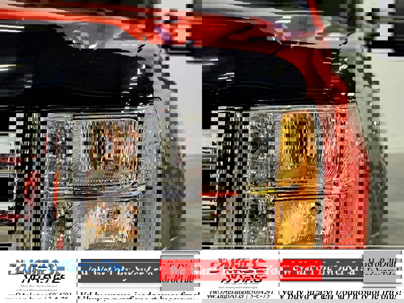 Used 2013 GMC Sierra 2500 SLT w/ Suspension Package, Off-Road image 13