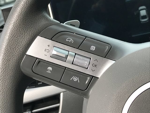 Used 2025 Hyundai Sonata SEL FWD image 34