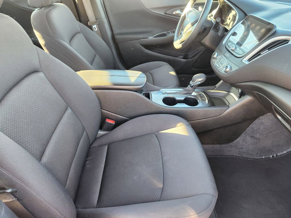 Used 2024 Chevrolet Malibu LT image 15