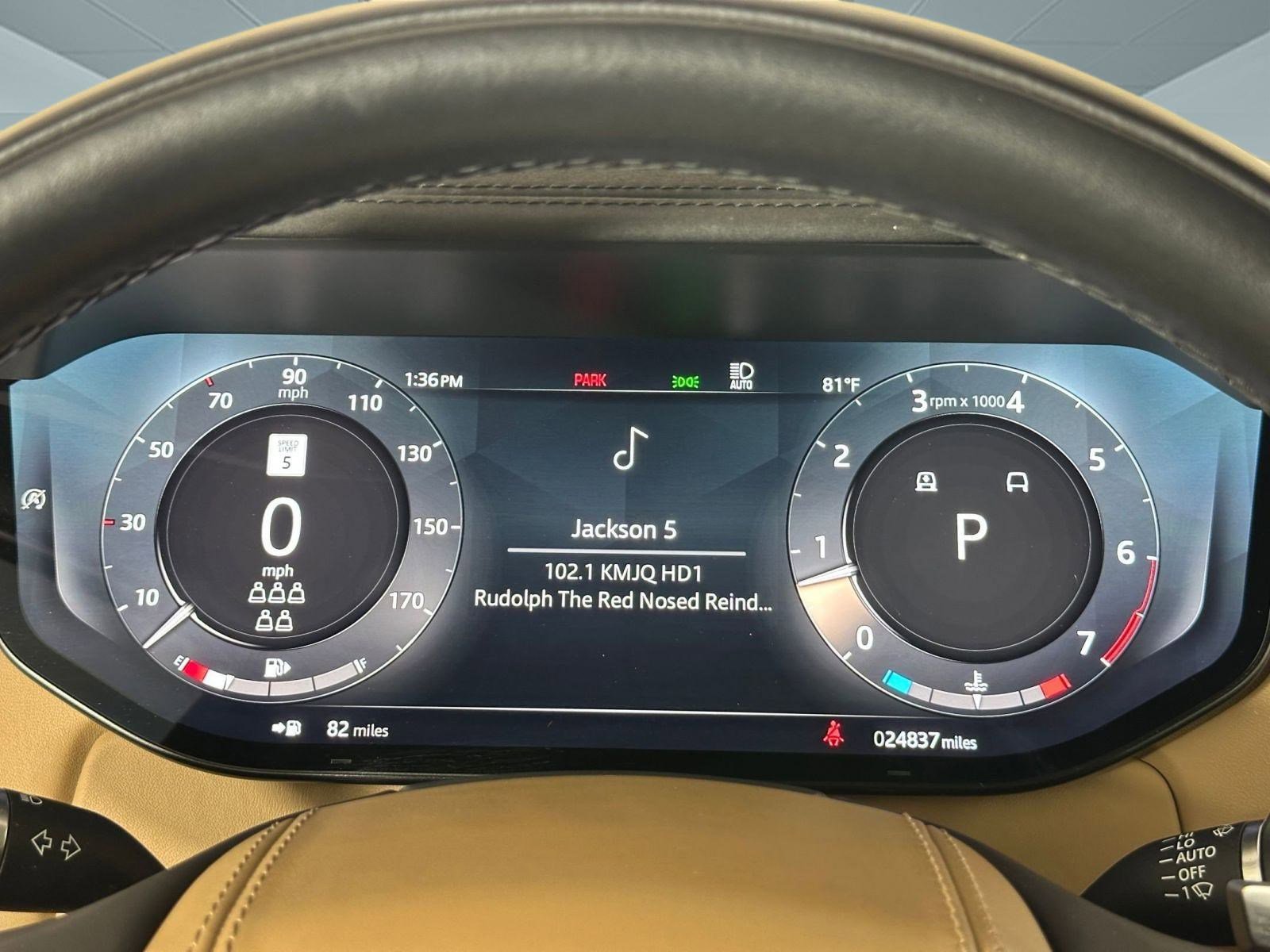 Used 2023 Land Rover Range Rover Long Wheelbase SE image 19