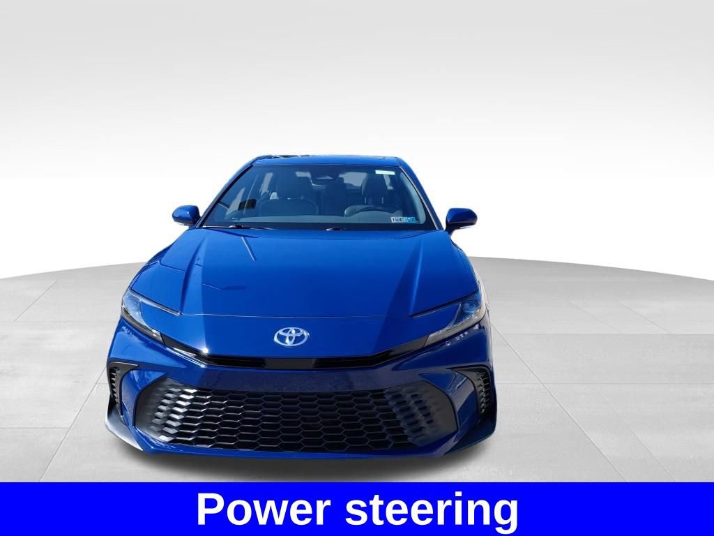 Used 2025 Toyota Camry SE w/ Convenience Package AWD/4WD image 3