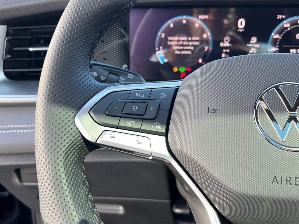 New 2026 Volkswagen Tiguan SE R-Line image 30