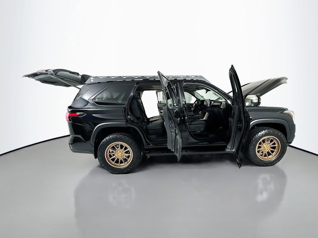 Used 2023 Toyota Sequoia SR5 w/ SR5 Premium Package image 33