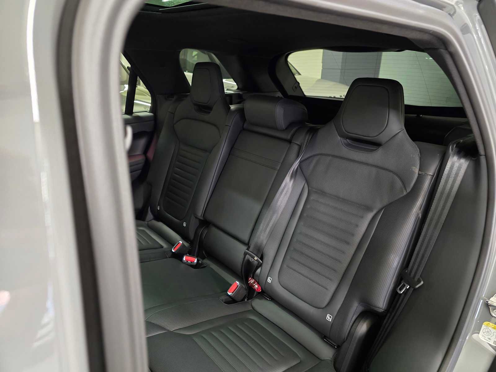 Used 2025 Land Rover Range Rover Sport SV Edition Two image 20